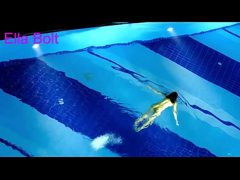 ❤️ I can't stop watching, young blonde caught swimming nude at ELLA BOLT resort pool ❌ Russian porn at en-gb.high-pass.ru